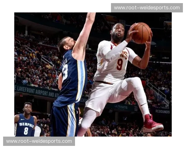 太阳赛季对阵国王场均得分118.5分 进攻效率稳定